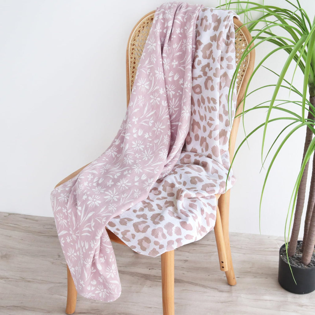 LifeTree Muslin Swaddle Blankets, Baby Swaddling Wrap Nursery Blanket Unisex, Soft 70% Viscose from Bamboo and 30% Cotton, Large 47 x 47 inches, Bear & Checkered Swaddle Blanket