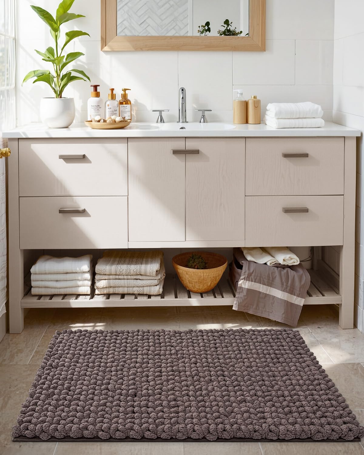LUMI Luxury Bathroom Rug, Ultra Soft Quick Dry Bath Mat, Non-Slip Absorbent Thick Chenille Bath Rug, Cozy Braid Design Floor Mat for Bathtub, Sink, Laundry, Bedroom, White, 24"x36"