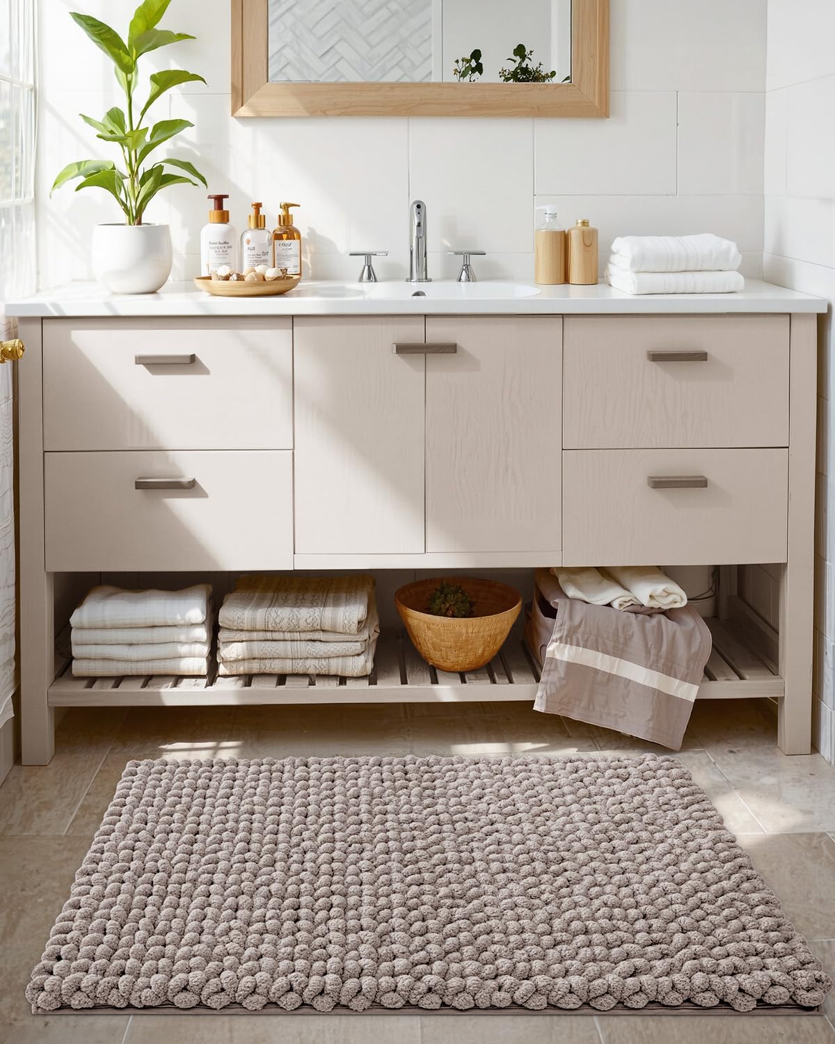 LUMI Luxury Bathroom Rug, Ultra Soft Quick Dry Bath Mat, Non-Slip Absorbent Thick Chenille Bath Rug, Cozy Braid Design Floor Mat for Bathtub, Sink, Laundry, Bedroom, White, 24"x36"