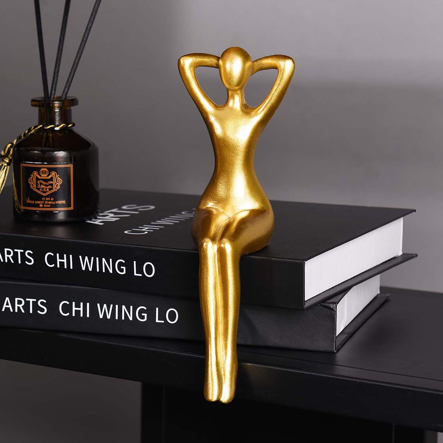 Quoowiit Gold Decor Thinker Statue Decor Book Shelf Decor, Abstract Statue Ornament Office Decor Modern Home Decor Decorations for Living Room Collectable Figurines Coffee Table Decor 3 Piece
