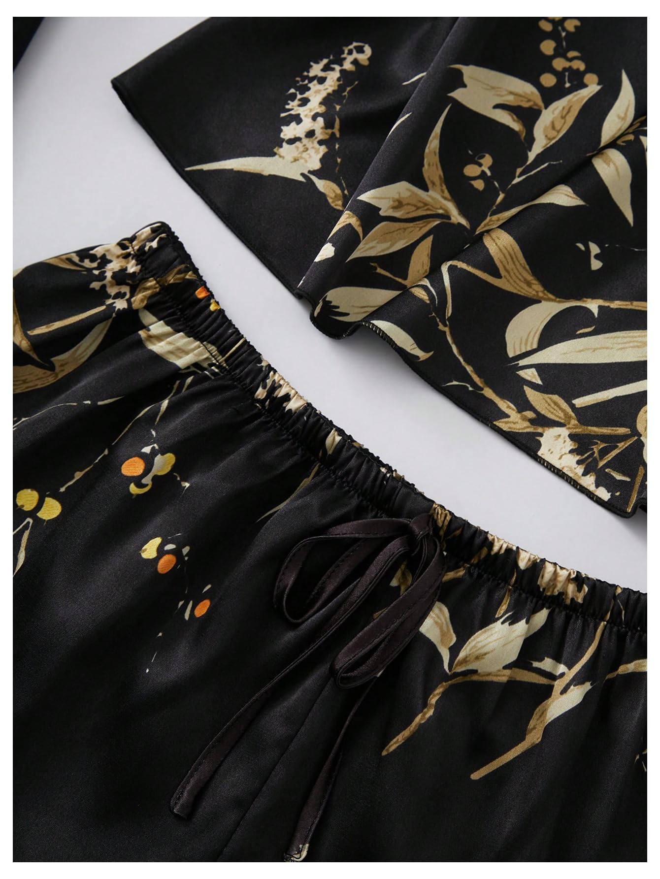 GORGLITTER Women's 5 Piece Floral Print Satin Pajama Set Nightgown Robe Cami Shorts Sleepwear with Storage Bag