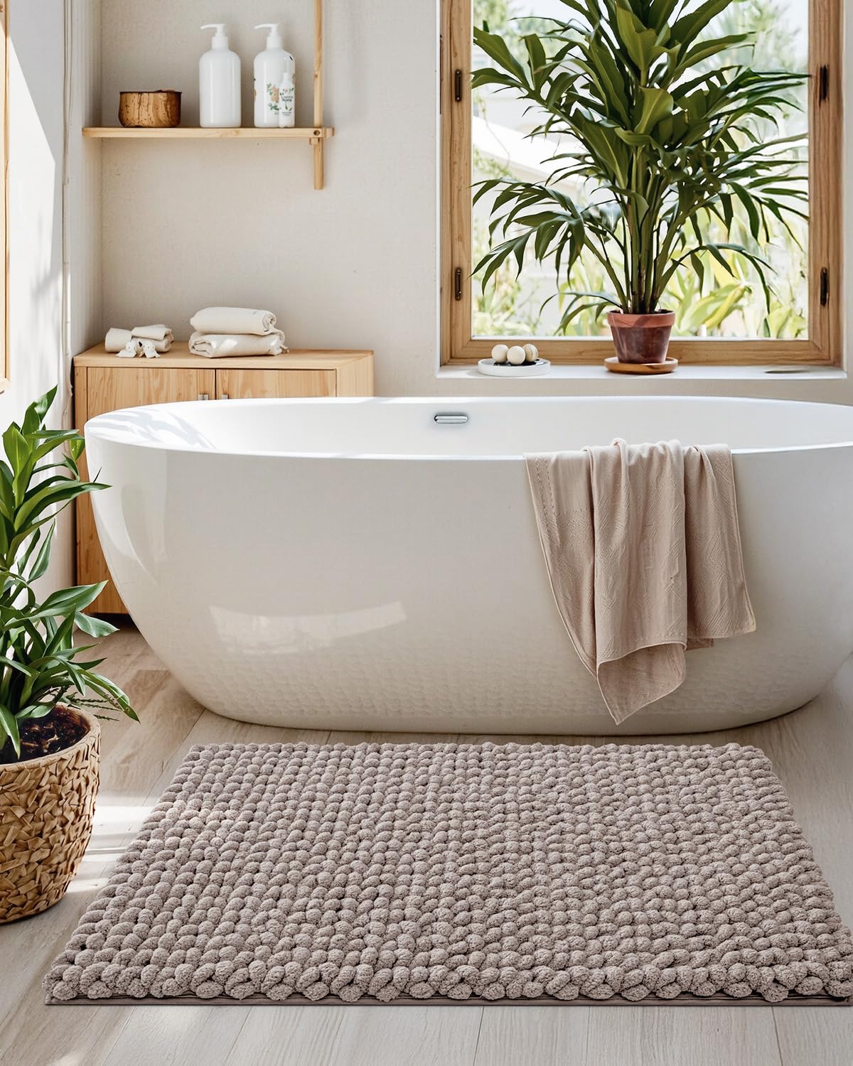 LUMI Luxury Bathroom Rug, Ultra Soft Quick Dry Bath Mat, Non-Slip Absorbent Thick Chenille Bath Rug, Cozy Braid Design Floor Mat for Bathtub, Sink, Laundry, Bedroom, White, 24"x36"