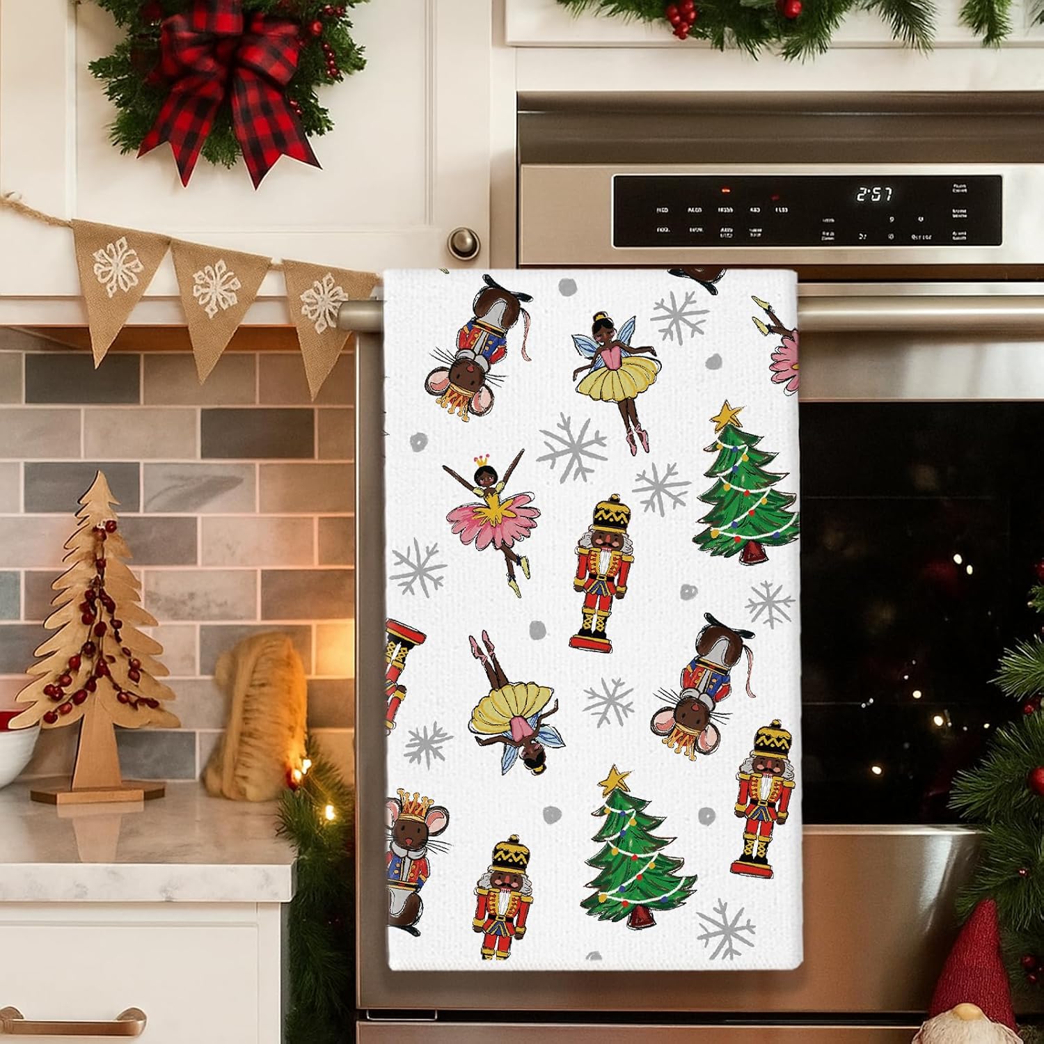 Christmas Kitchen Towels Black Nutcracker Santa 18 x 26 Inch Set of 2 African American Dish Towels Hand Towels for Winter Holiday Home Indoor Bathroom Party Dining Decor Gifts