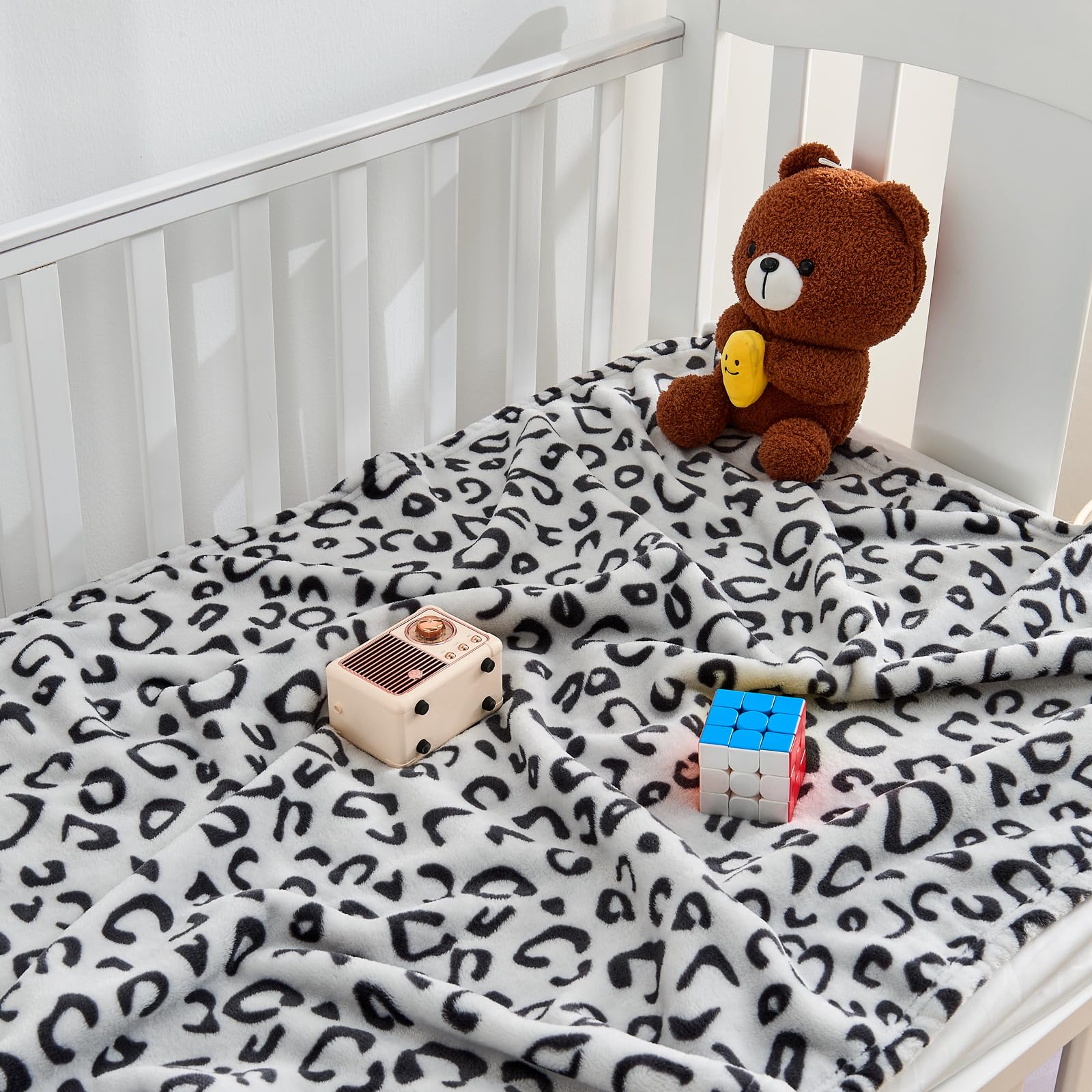 Yurhap Checkered Baby Blanket Fleece Baby Blankets Neutral for Boys Girls, Super Soft Warm Lightweight Infant Toddler Newborn Receiving Blankets for Crib Stroller, 30''x40'', Khaki