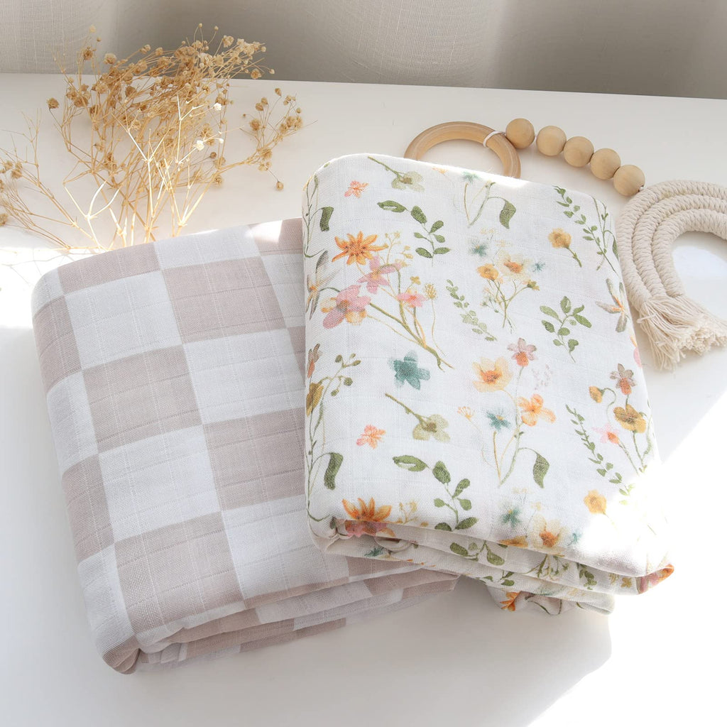 LifeTree Muslin Swaddle Blankets, Baby Swaddling Wrap Nursery Blanket Unisex, Soft 70% Viscose from Bamboo and 30% Cotton, Large 47 x 47 inches, Bear & Checkered Swaddle Blanket