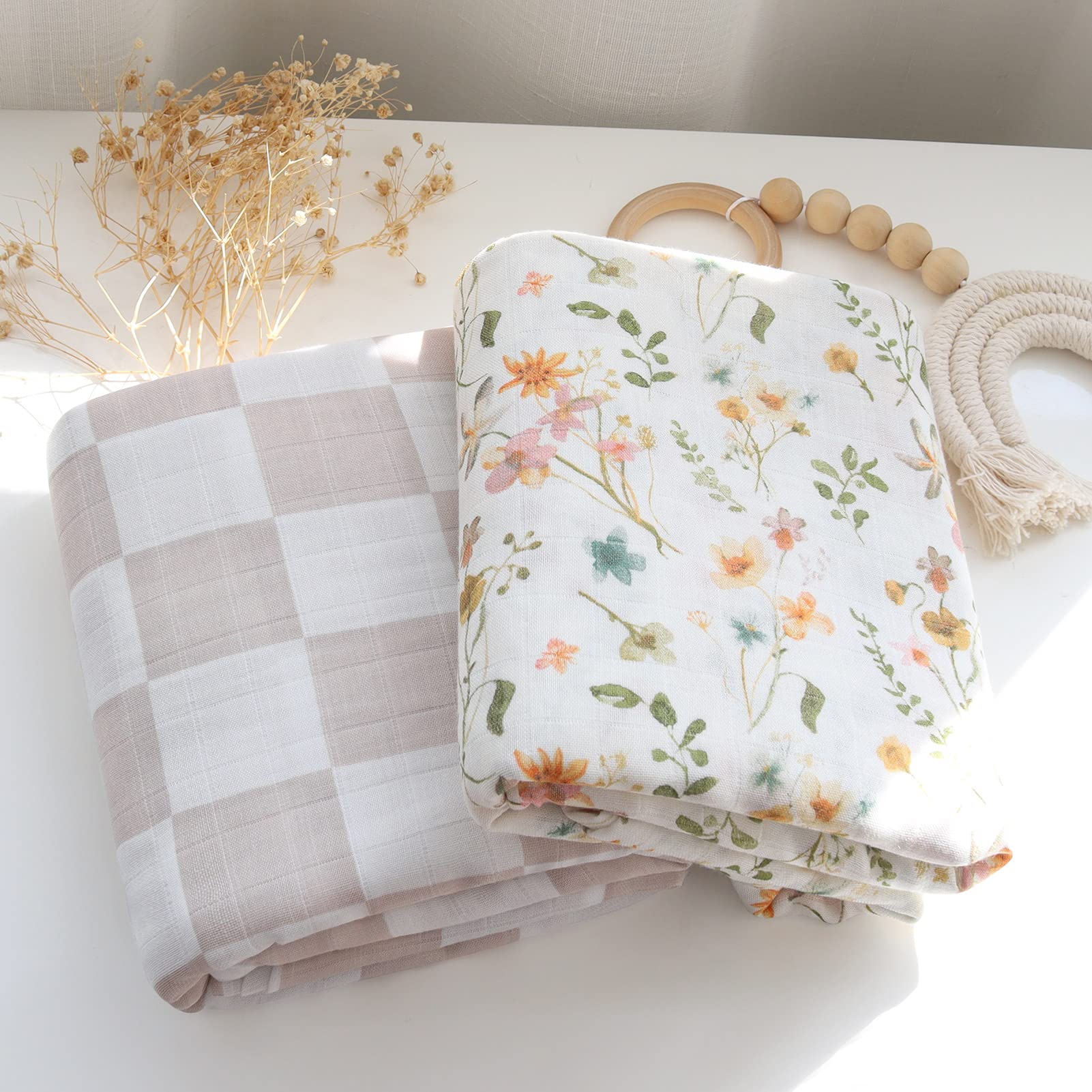 LifeTree Muslin Swaddle Blankets, Baby Swaddling Wrap Nursery Blanket Unisex, Soft 70% Viscose from Bamboo and 30% Cotton, Large 47 x 47 inches, Bear & Checkered Swaddle Blanket