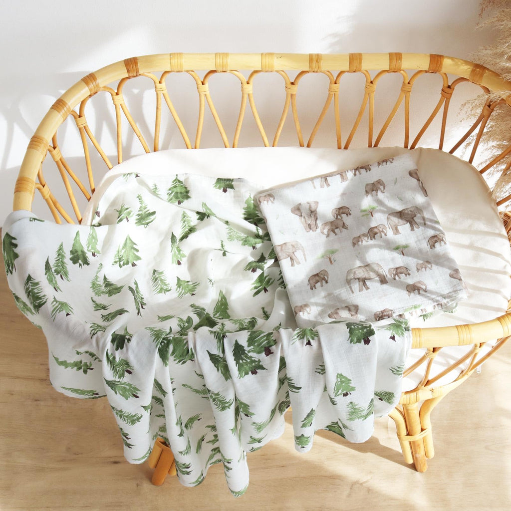 LifeTree Muslin Swaddle Blankets, Baby Swaddling Wrap Nursery Blanket Unisex, Soft 70% Viscose from Bamboo and 30% Cotton, Large 47 x 47 inches, Bear & Checkered Swaddle Blanket