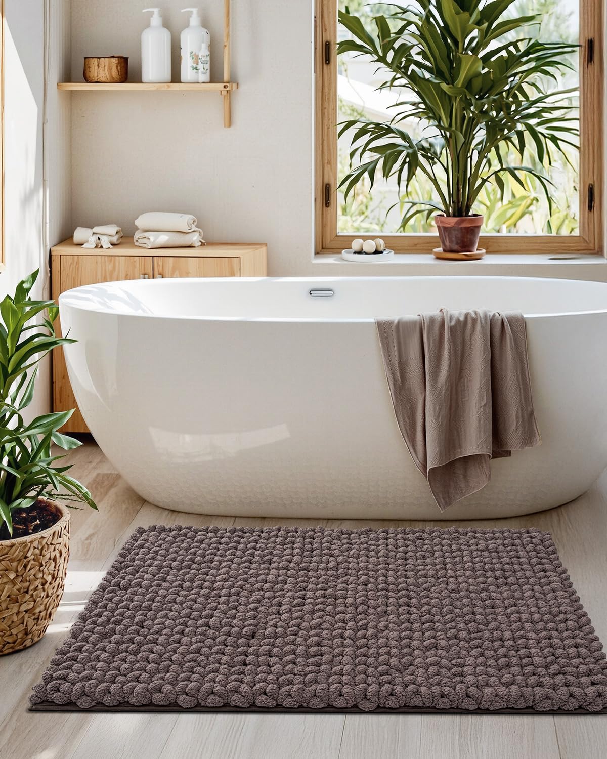 LUMI Luxury Bathroom Rug, Ultra Soft Quick Dry Bath Mat, Non-Slip Absorbent Thick Chenille Bath Rug, Cozy Braid Design Floor Mat for Bathtub, Sink, Laundry, Bedroom, White, 24"x36"