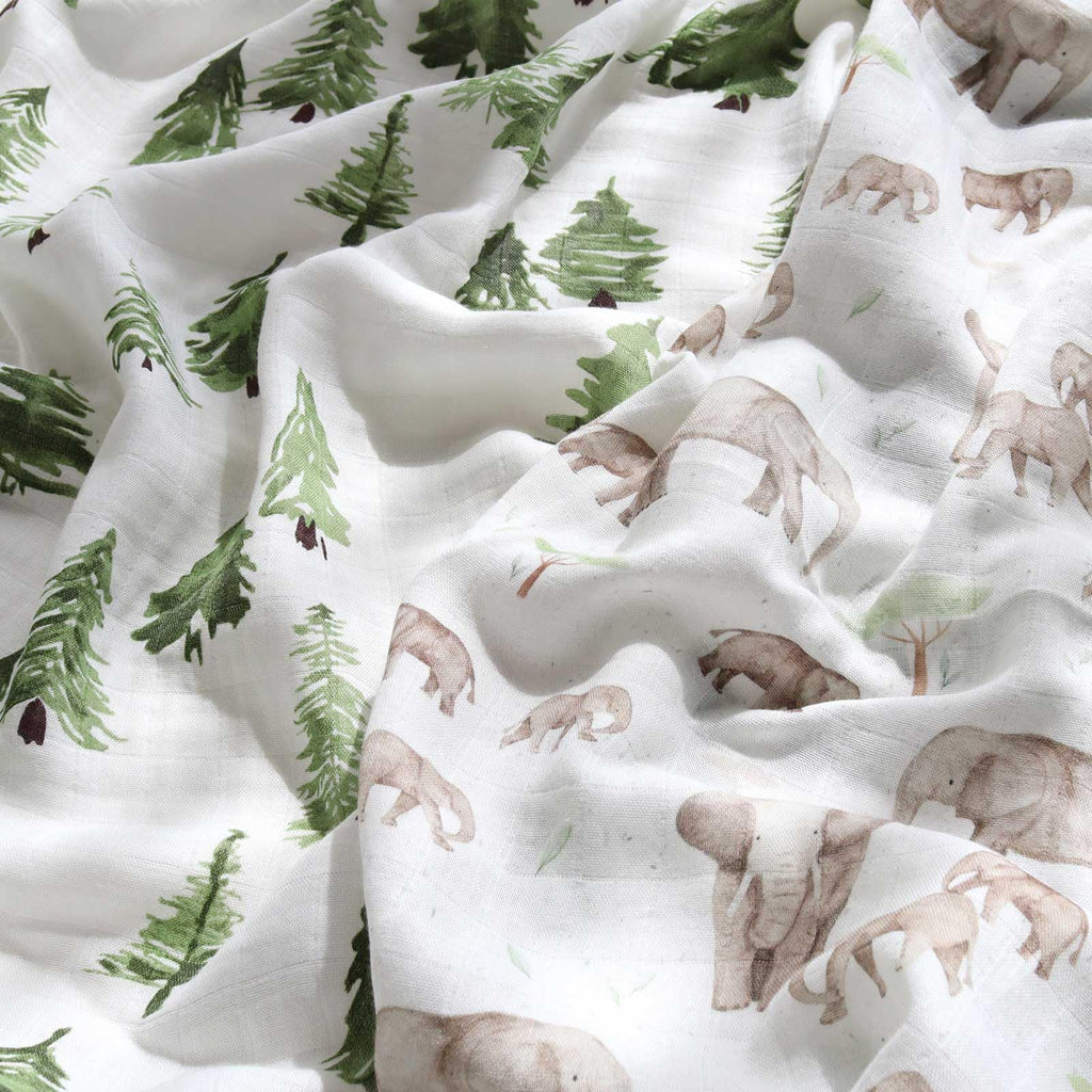 LifeTree Muslin Swaddle Blankets, Baby Swaddling Wrap Nursery Blanket Unisex, Soft 70% Viscose from Bamboo and 30% Cotton, Large 47 x 47 inches, Bear & Checkered Swaddle Blanket