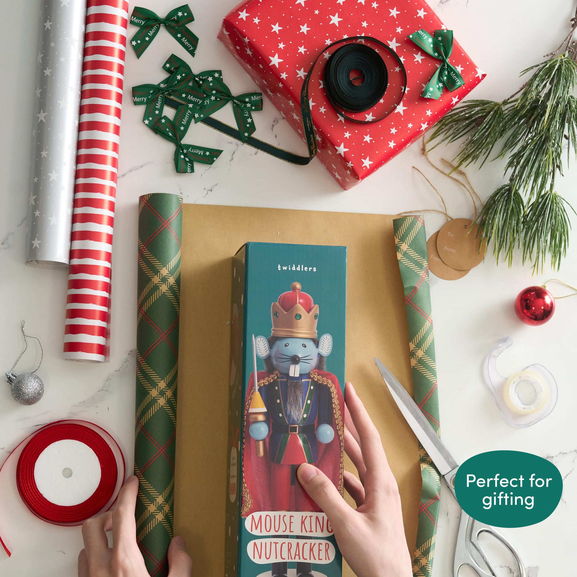 THE TWIDDLERS 12-Inch Wooden Nutcracker Christmas Decor African American King Soldier - Decorative Christmas Nutcracker Figures, Nutcracker Christmas Decorations, Cascanueces de Navidad with Gift Box